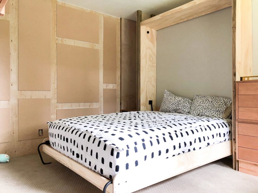 DIY-Murphy-Bed-with-Wall-treatment